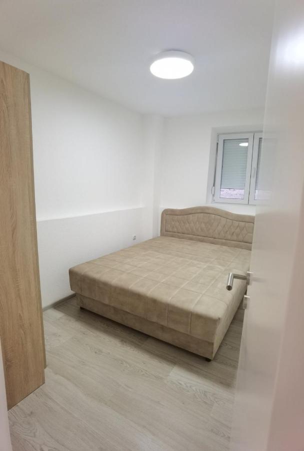 Kraguj Apartman 2 Kragujevac Luaran gambar